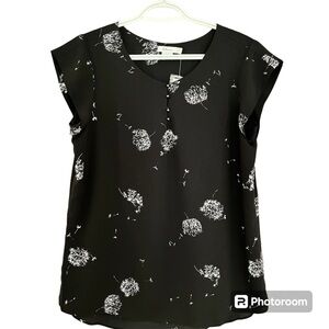 Reitman’s NWT Sleeveless Top Dandelion Print Black and White Relaxed Fit Medium
